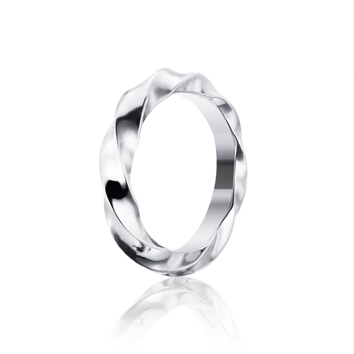 Viking Wide Ring Zilver in de groep Ringen / Zilveren ringen bij SCANDINAVIAN JEWELRY DESIGN (13-100-00979)