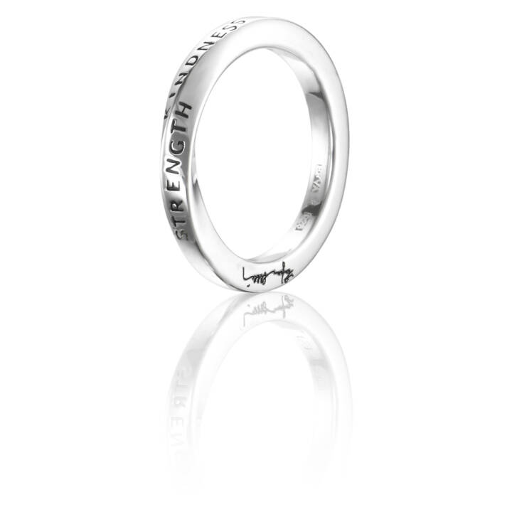 Strength & Kindness Ring Zilver in de groep Ringen / Zilveren ringen bij SCANDINAVIAN JEWELRY DESIGN (13-100-01523)