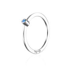 Micro Blink Ring - Blue Topaz Silver in de groep Ringen / Zilveren ringen bij SCANDINAVIAN JEWELRY DESIGN (13-100-02423)