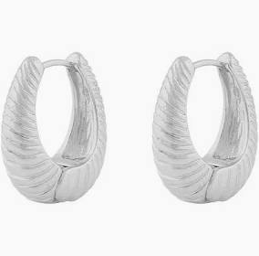 Dakota oval ring Earring Silver in de groep Oorbellen / Zilveren oorbellen bij SCANDINAVIAN JEWELRY DESIGN (1325-6800-256)