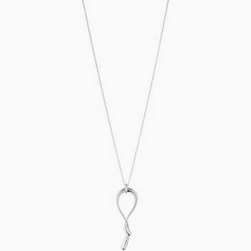 MERCY SWIRL PENDANT 634D SILVER in de groep Kettingen / Zilveren kettingen bij SCANDINAVIAN JEWELRY DESIGN (20001830)