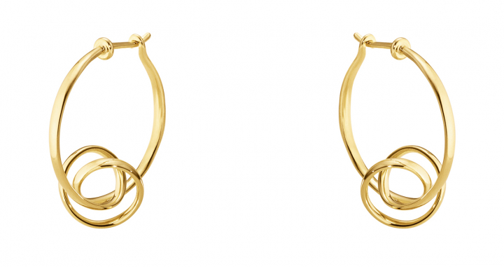 FORGET-ME-KNOT, Torun Hoop Earrings Gold in de groep Kettingen / Gouden kettingen bij SCANDINAVIAN JEWELRY DESIGN (3518355)