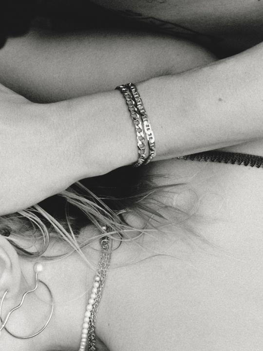 Carlo Bracelet  Small Silver in de groep Armbanden / Zilveren armbanden bij SCANDINAVIAN JEWELRY DESIGN (400199)