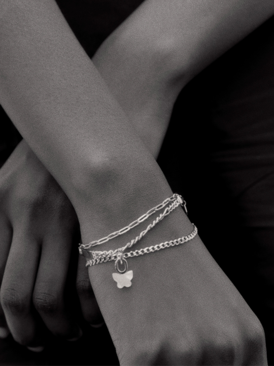 Saffi Bracelet Small Silver (One) in de groep Armbanden / Zilveren armbanden bij SCANDINAVIAN JEWELRY DESIGN (400262AG-SMALL)