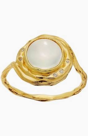 Zahra Ring Gold in de groep Ringen / Gouden ringen bij SCANDINAVIAN JEWELRY DESIGN (4867A)