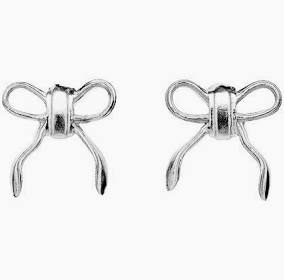 Eunice Earrings silver in de groep Oorbellen / Zilveren oorbellen bij SCANDINAVIAN JEWELRY DESIGN (9944C)