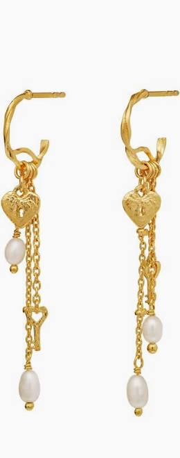 IDRIS Earrings Gold in de groep Oorbellen / Pareloorbellen bij SCANDINAVIAN JEWELRY DESIGN (9952A)