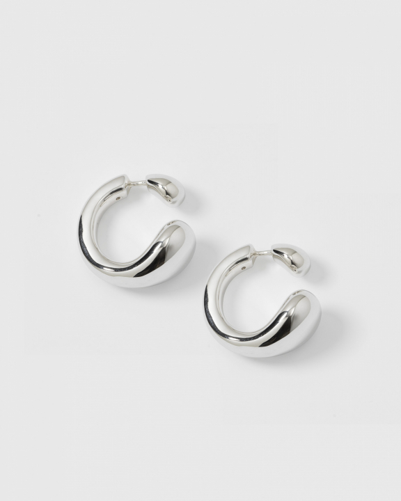 Bolded Drops Earrings Silver in de groep Oorbellen / Zilveren oorbellen bij SCANDINAVIAN JEWELRY DESIGN (ES1272)