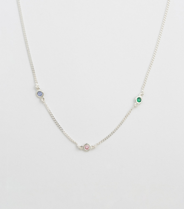 Treasure Shimmer Necklace Silver Multi in de groep Kettingen / Zilveren kettingen bij SCANDINAVIAN JEWELRY DESIGN (NS1355MU)