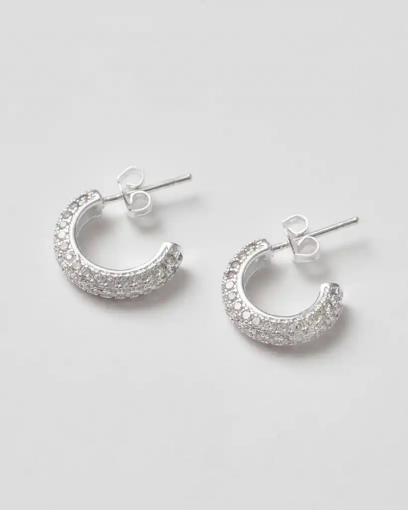 in de groep Oorbellen / Zilveren oorbellen bij SCANDINAVIAN JEWELRY DESIGN (SW-OHM-S-V)