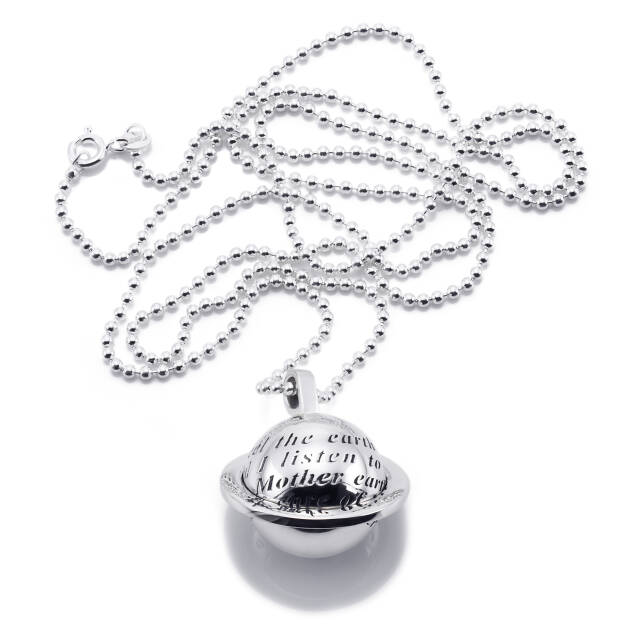 Mother Earth Hanger Zilver