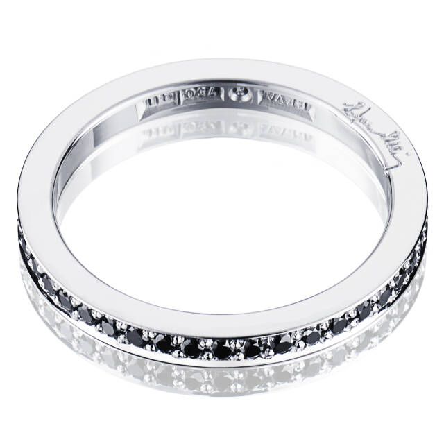 Stars & Signature In Black Thin Ring Witgoud