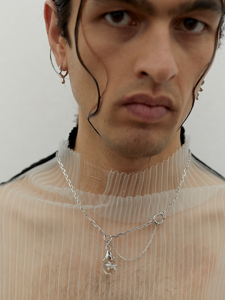 Mira Huggie Silver (One)