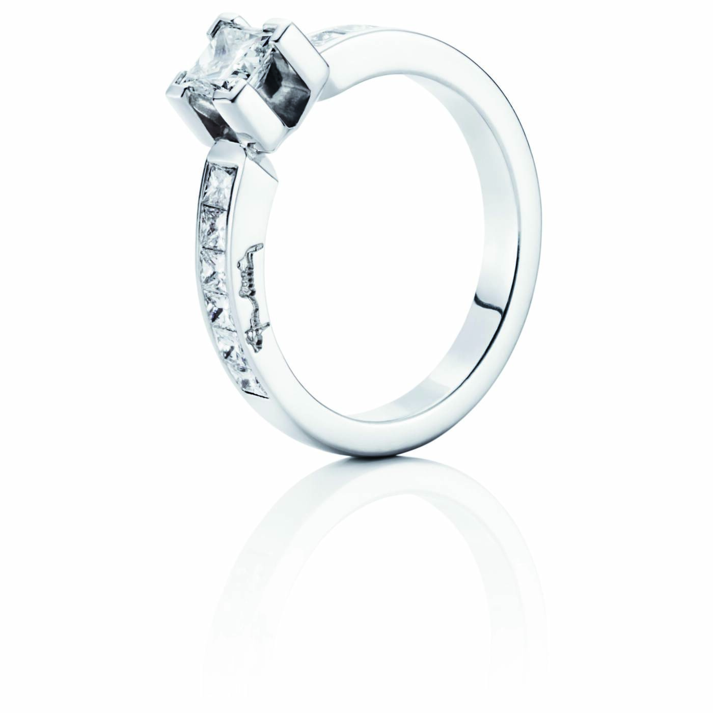 Rock Star Ring Witgoud