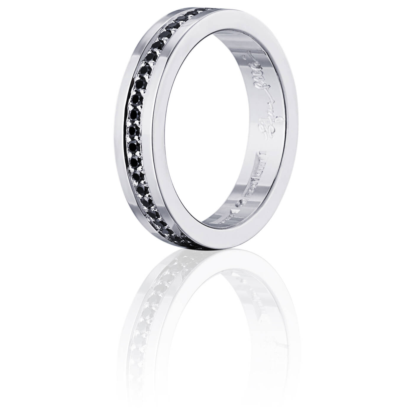 4½ & Black Stars Ring Witgoud