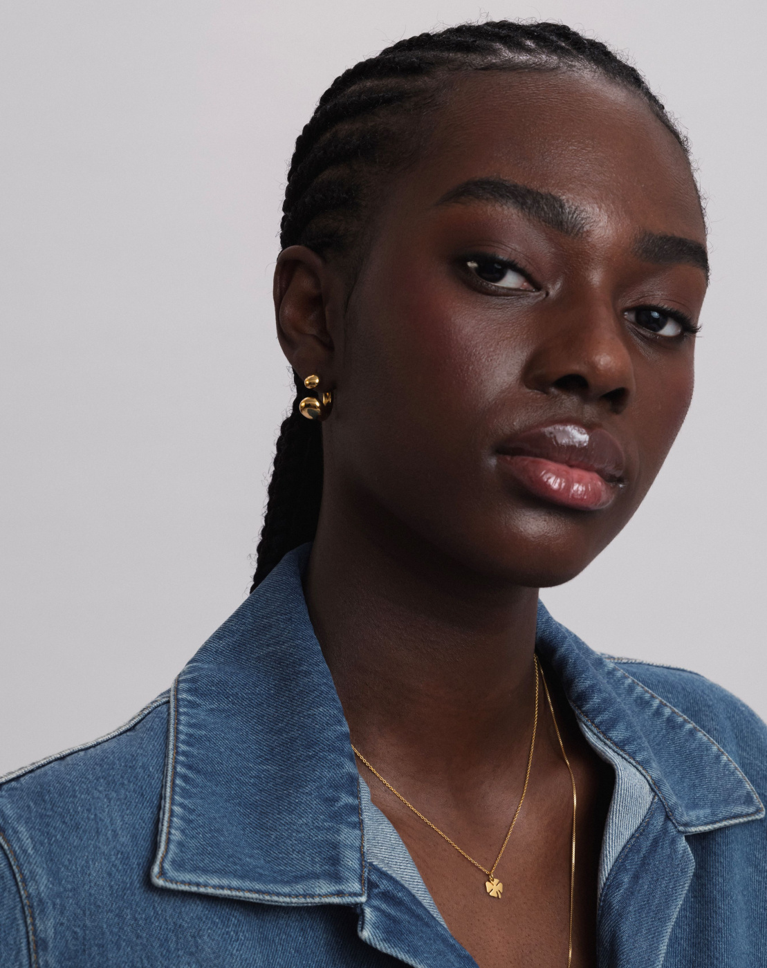 Bolded Drops Earrings Gold