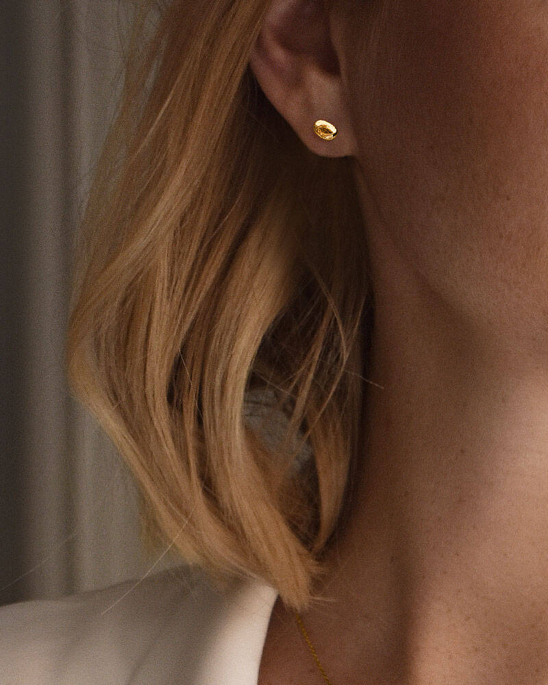 Morning Dew petite Oorbel Goud