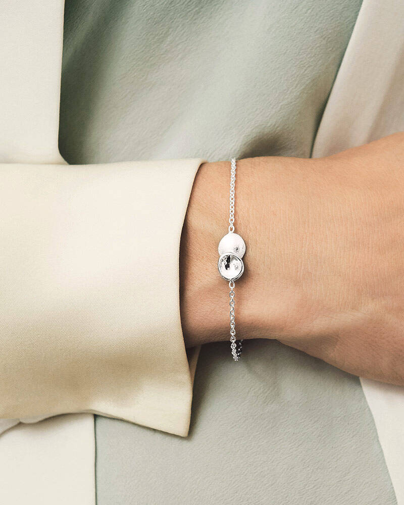 Rocky Shore medium single Armbanden Zilver